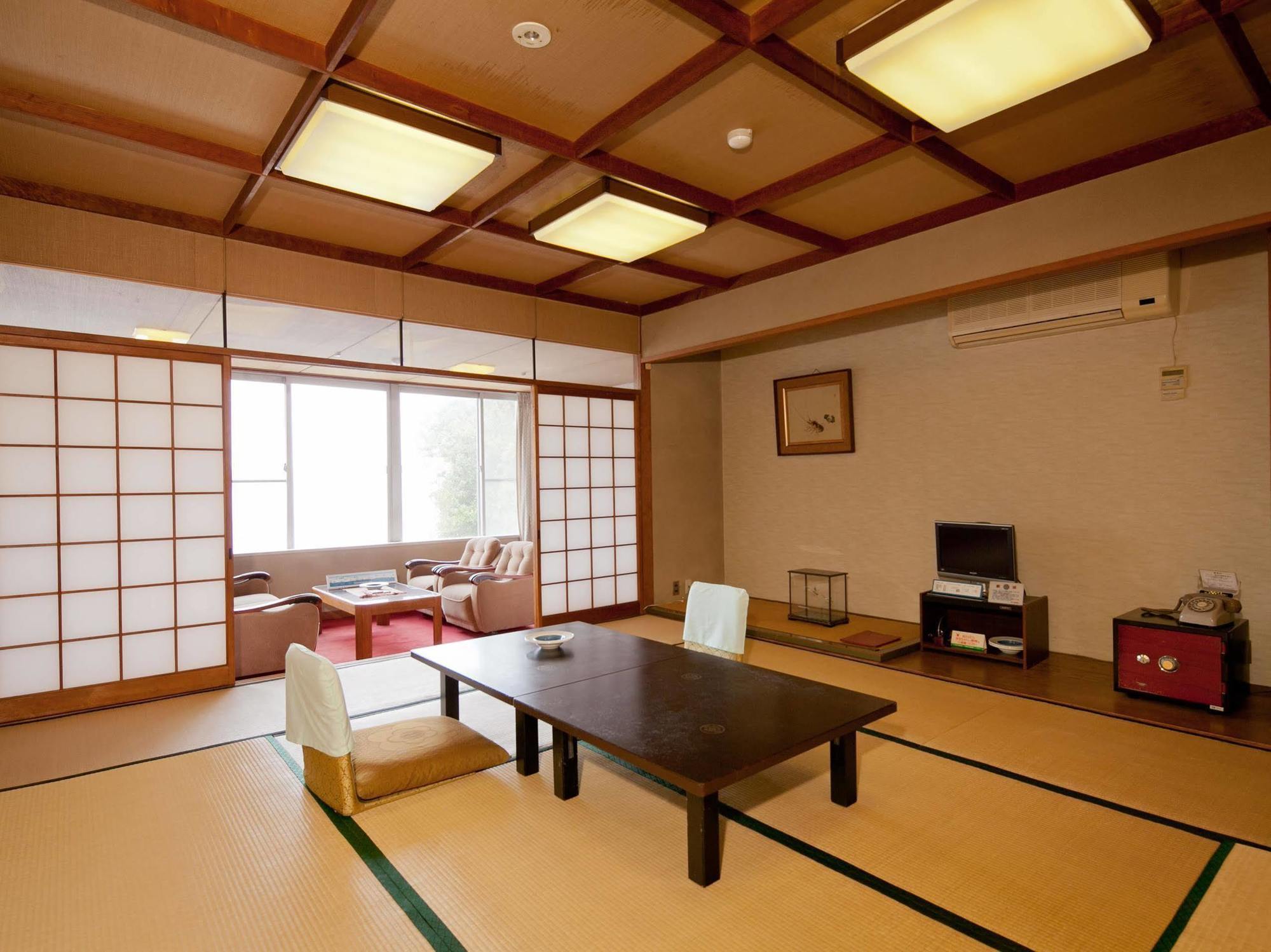 Hotel Wakayama Kada Onsen Kada Kaigetsu Exterior foto
